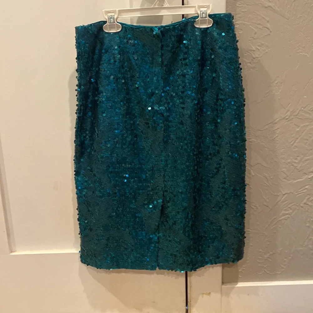Beautiful sequined skit In Excellent condition - Picture 3 of 3
